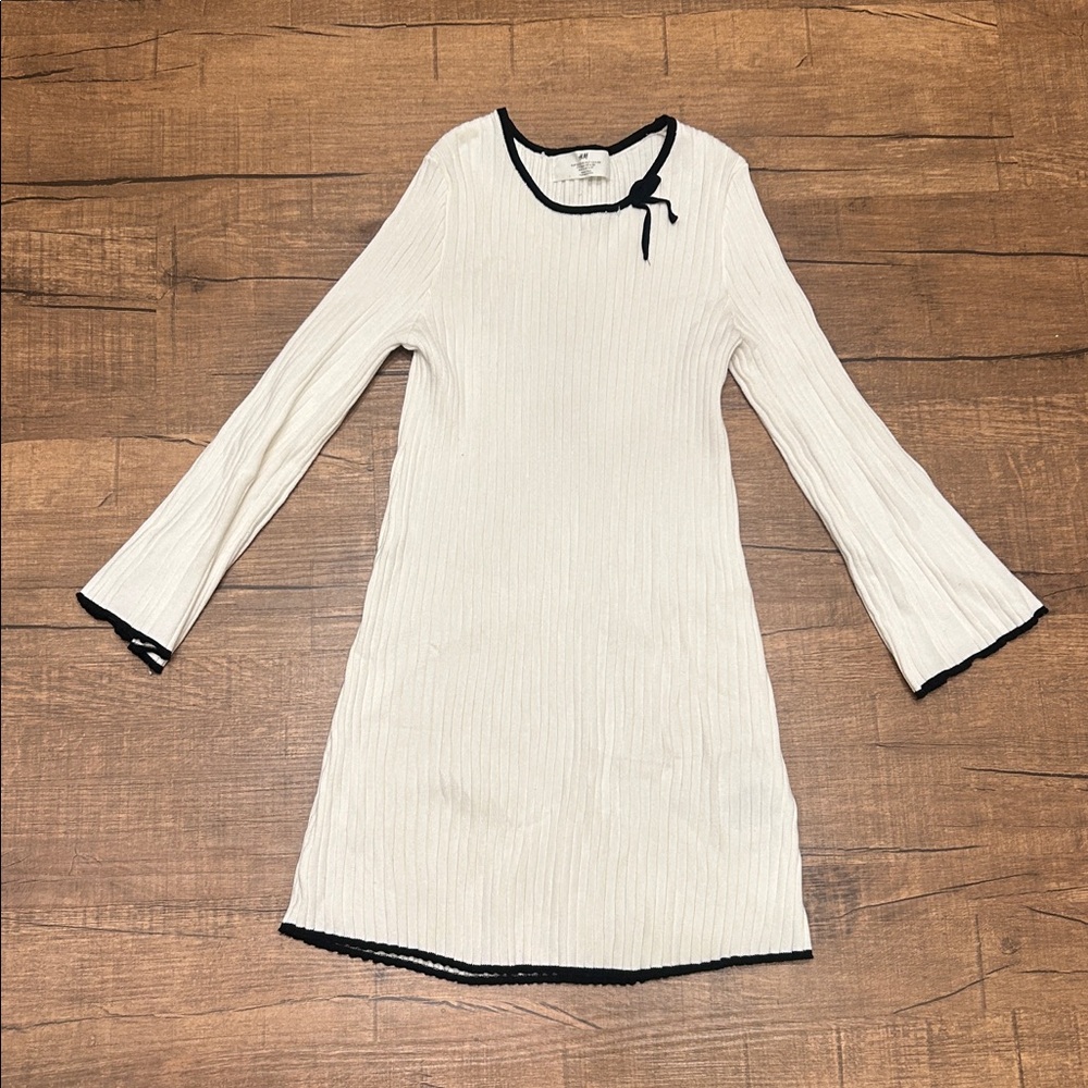 H&M Girls White Black Trim Knit Bell Sleeve Dress